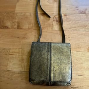 Patricia Nash crossbody in metallic distressed leather